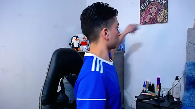 OwenBluee online show from 01.09.26