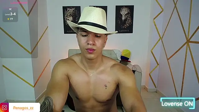 Snapshot of Taylor_John chatting on 03.02.25 Taylor John online show from 03.02.25