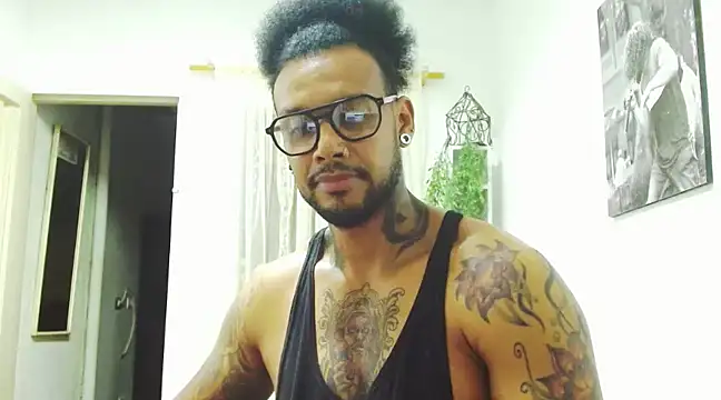 LewisStrong online show from 02.08.25