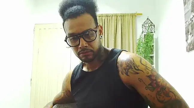 LewisStrong online show from 02.12.25