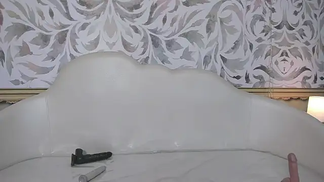Bonnie  milf online show from 01.09.25