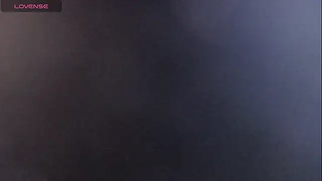 Snapshot of alma_violeta chatting on 01.25.25 alma violeta online show from 01.25.25