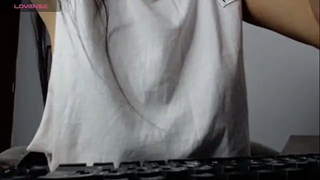 Snapshot of alma_violeta chatting on 10.06.25 alma violeta online show from 10.06.25