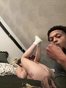 Snapshot of rayyymack chatting on 12.25.24 rayyymack online show from 12.25.24