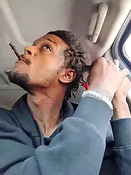 Snapshot of rayyymack chatting on 09.16.25 rayyymack online show from 09.16.25