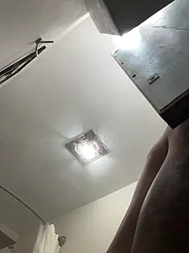 Snapshot of rayyymack chatting on 10.20.25 rayyymack online show from 10.20.25