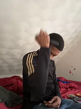 Snapshot of rayyymack chatting on 11.03.25 rayyymack online show from 11.03.25