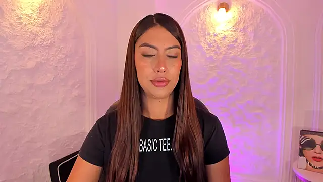 ArianaDumont online show from 09.18.25