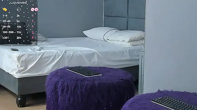 Salome Diaz  online show from 01.02.25