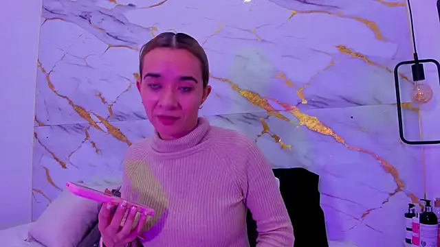 penelope handaos online show from 02.01.25