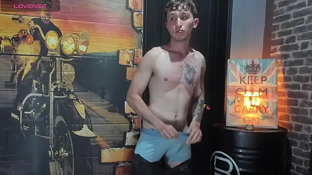 Dylanwhite23  online show from 01.07.26