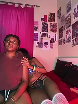 Snapshot of naughtybitches5 chatting on 03.05.26 naughtybitches5 online show from 03.05.26