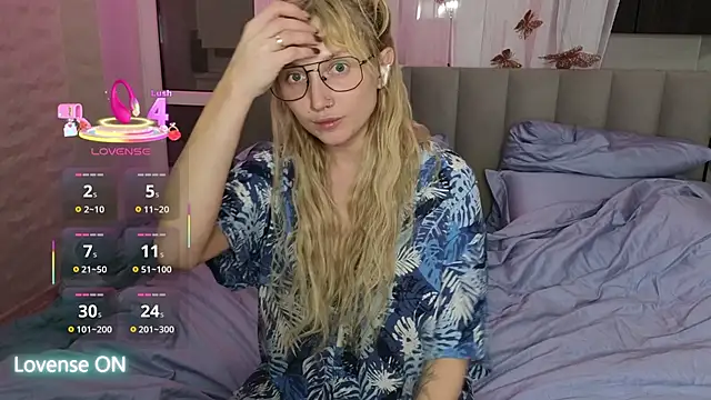 Snapshot of GoodGirl0024 chatting on 02.24.25 GoodGirl0024 online show from 02.24.25