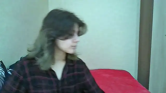 Snapshot of Crystal_Love_Porn chatting on 09.22.25 Crystal Love Porn online show from 09.22.25