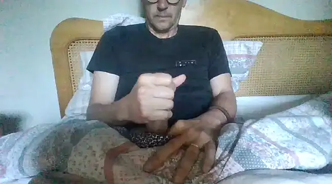 Snapshot of Raimundo1971 chatting on 02.08.25 Raimundo1971 online show from 02.08.25