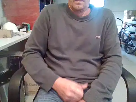 Snapshot of Raimundo1971 chatting on 04.15.26 Raimundo1971 online show from 04.15.26