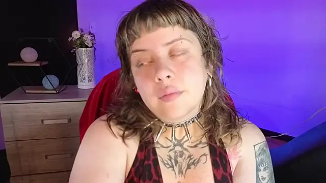 Sabrina scarlett online show from 11.04.25