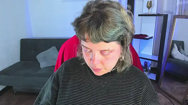 Sabrina scarlett online show from 11.17.25