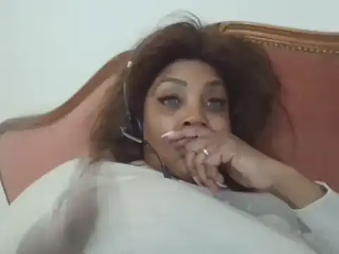 Snapshot of Jennytop chatting on 02.24.25 Jennytop online show from 02.24.25