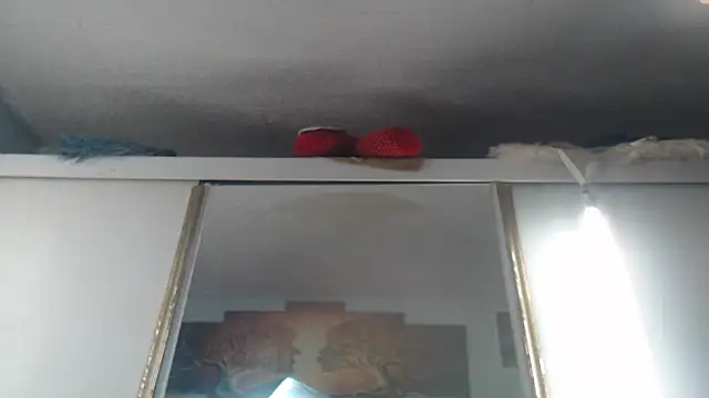 Snapshot of Jennytop chatting on 09.27.25 Jennytop online show from 09.27.25