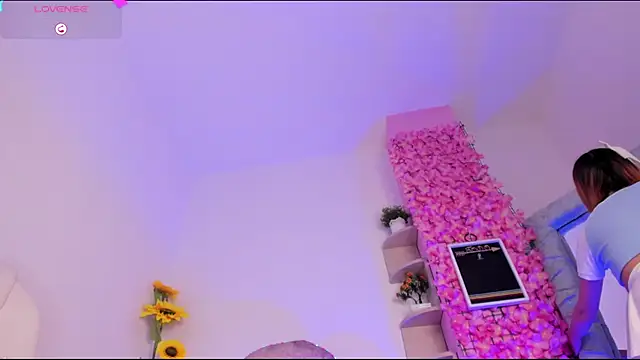 arianna gren online show from 12.23.24