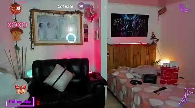 Snapshot of LauGrayJ chatting on 01.01.25 LauGrayJ online show from 01.01.25