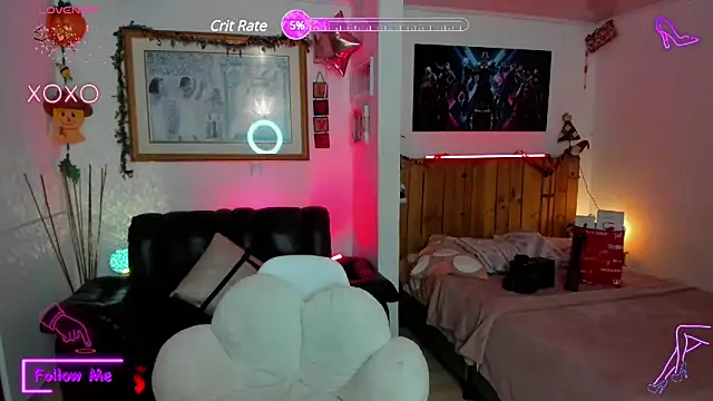 Snapshot of LauGrayJ chatting on 01.09.25 LauGrayJ online show from 01.09.25