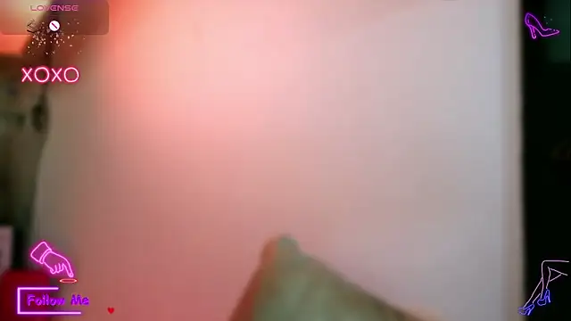 LauGrayJ online show from 11.27.25