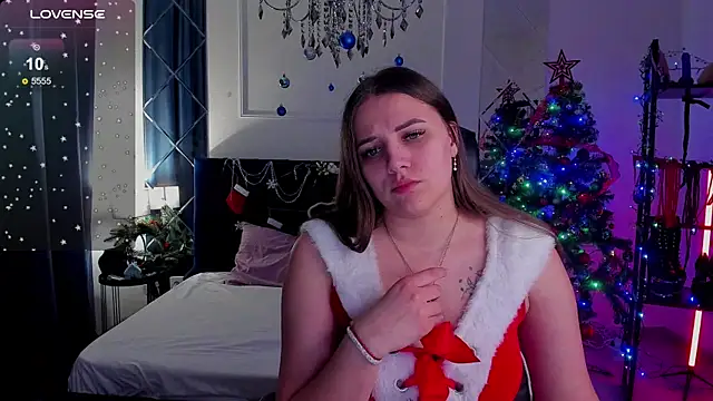Snapshot of CandyKimmy chatting on 12.20.24 CandyKimmy online show from 12.20.24
