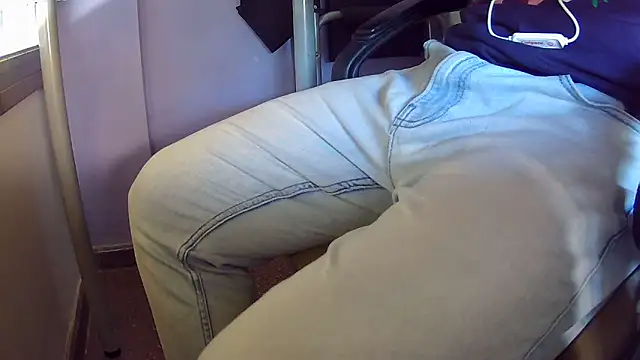 Snapshot of vladimirput4 chatting on 02.07.25 vladimirput4 online show from 02.07.25