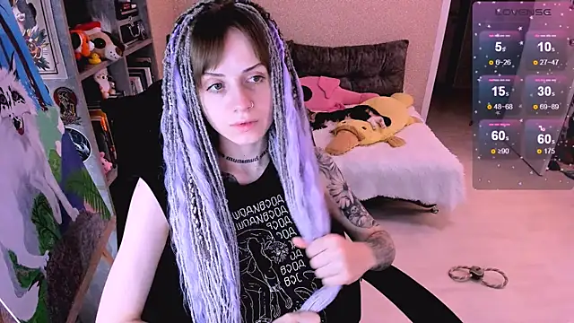 Snapshot of NaniMoore chatting on 12.02.24 NaniMoore online show from 12.02.24