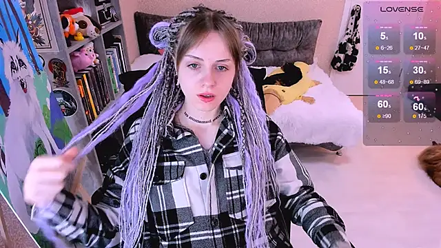 Snapshot of NaniMoore chatting on 12.10.24 NaniMoore online show from 12.10.24