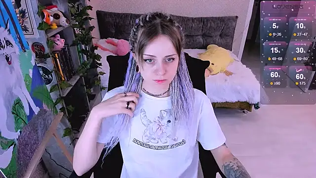 Snapshot of NaniMoore chatting on 12.24.24 NaniMoore online show from 12.24.24