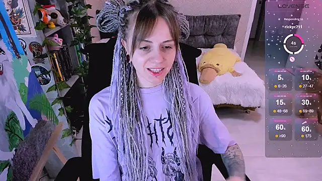 Snapshot of NaniMoore chatting on 12.25.24 NaniMoore online show from 12.25.24