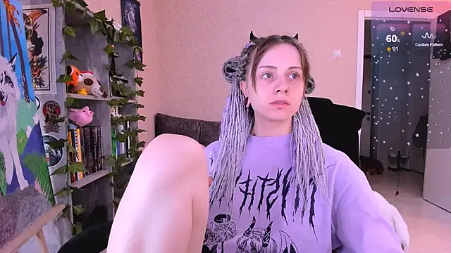 Snapshot of NaniMoore chatting on 12.30.24 NaniMoore online show from 12.30.24