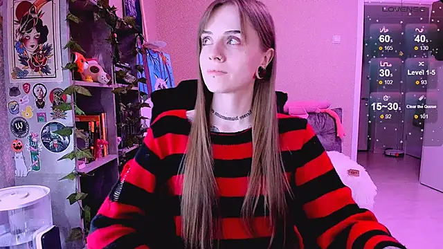 Snapshot of NaniMoore chatting on 01.21.25 NaniMoore online show from 01.21.25