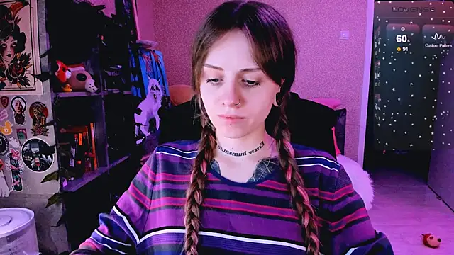 Snapshot of NaniMoore chatting on 03.16.25 NaniMoore online show from 03.16.25