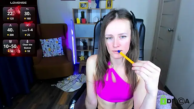 Snapshot of FrancescaCollins chatting on 02.18.25 FrancescaCollins online show from 02.18.25