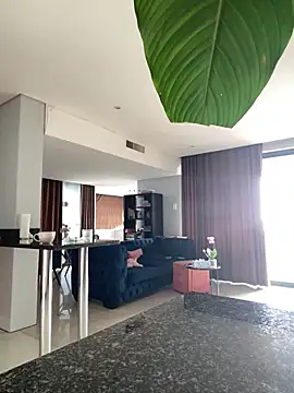 Snapshot of Indianbutter11 chatting on 09.18.25 Indianbutter11 online show from 09.18.25