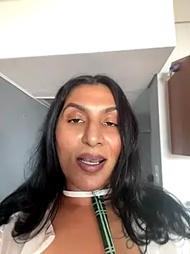 Snapshot of Indianbutter11 chatting on 10.31.25 Indianbutter11 online show from 10.31.25