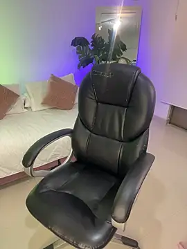 JANYLOVE   online show from 05.06.26