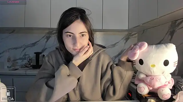 Ayesha Thebestt online show from 02.05.26