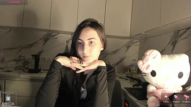 Ayesha Thebestt online show from 02.05.26