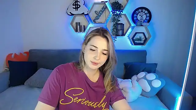 SabrinViolet online show from 12.24.24