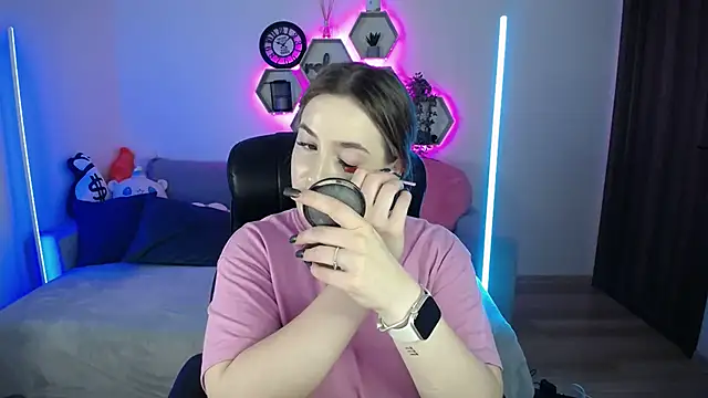 SabrinViolet online show from 09.24.25