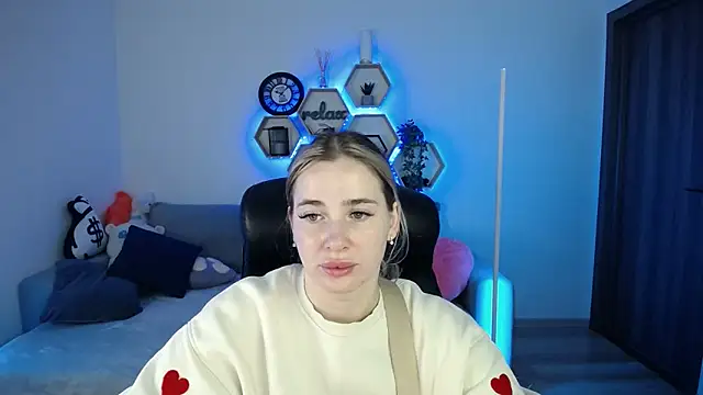 SabrinViolet online show from 11.08.25