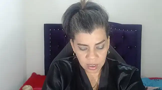 vikyadams online show from 02.13.25