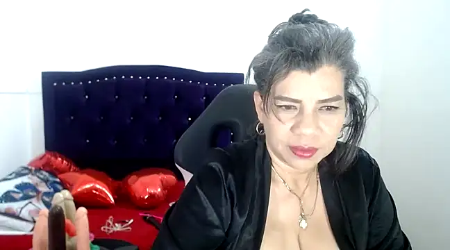 vikyadams online show from 02.21.25