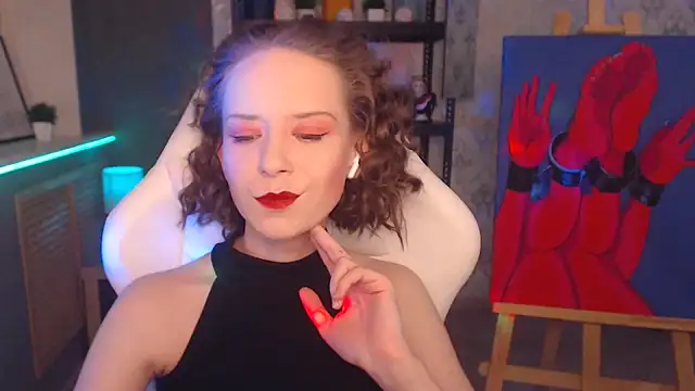 FascinatingEyess online show from 02.04.25