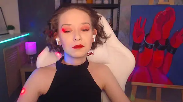 FascinatingEyess online show from 02.11.25